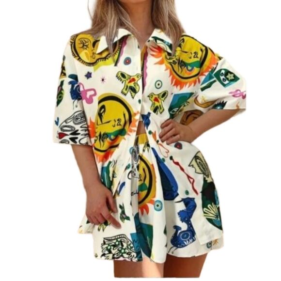 Ladies Colorful button front two pieceShorts set sz X-LARGE